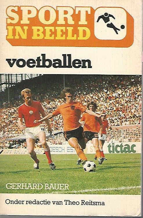 Voetballen Uit de serie Sport in Beeld: Systematische ...